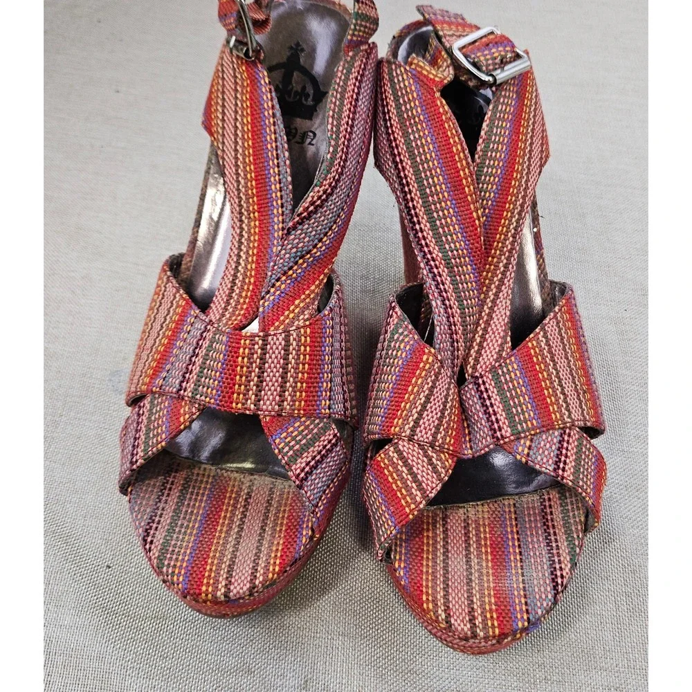 Crown Vintage Wedge Sandals Womens 10 Multicolor Striped Boho Platform Strappy